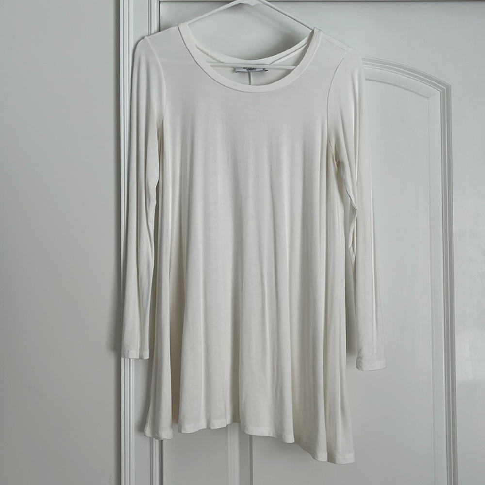 Carly Jean Los Angeles Tunic